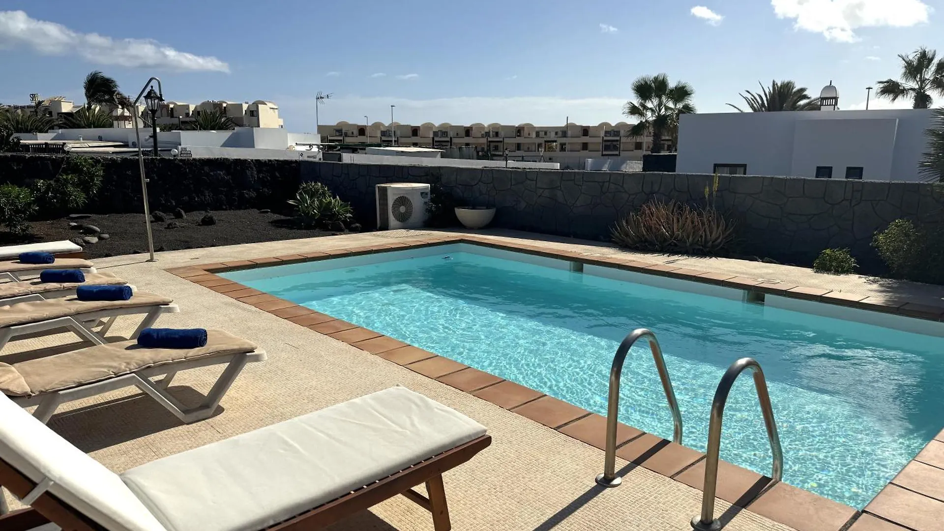 Villa Aguaviva Playa Blanca  España